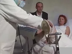 Gynekológia babička nevesta