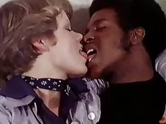 Champagne-pre-cum programu