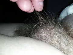Pekné lesklé mäkké bacuľaté chlpatý mačička zo sprchy