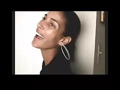 Mandy ukazuje chlpatý mačička a klitoris bvr