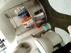Voyeur kúpeľňa 2