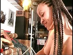 Chlpaté starla Young Black